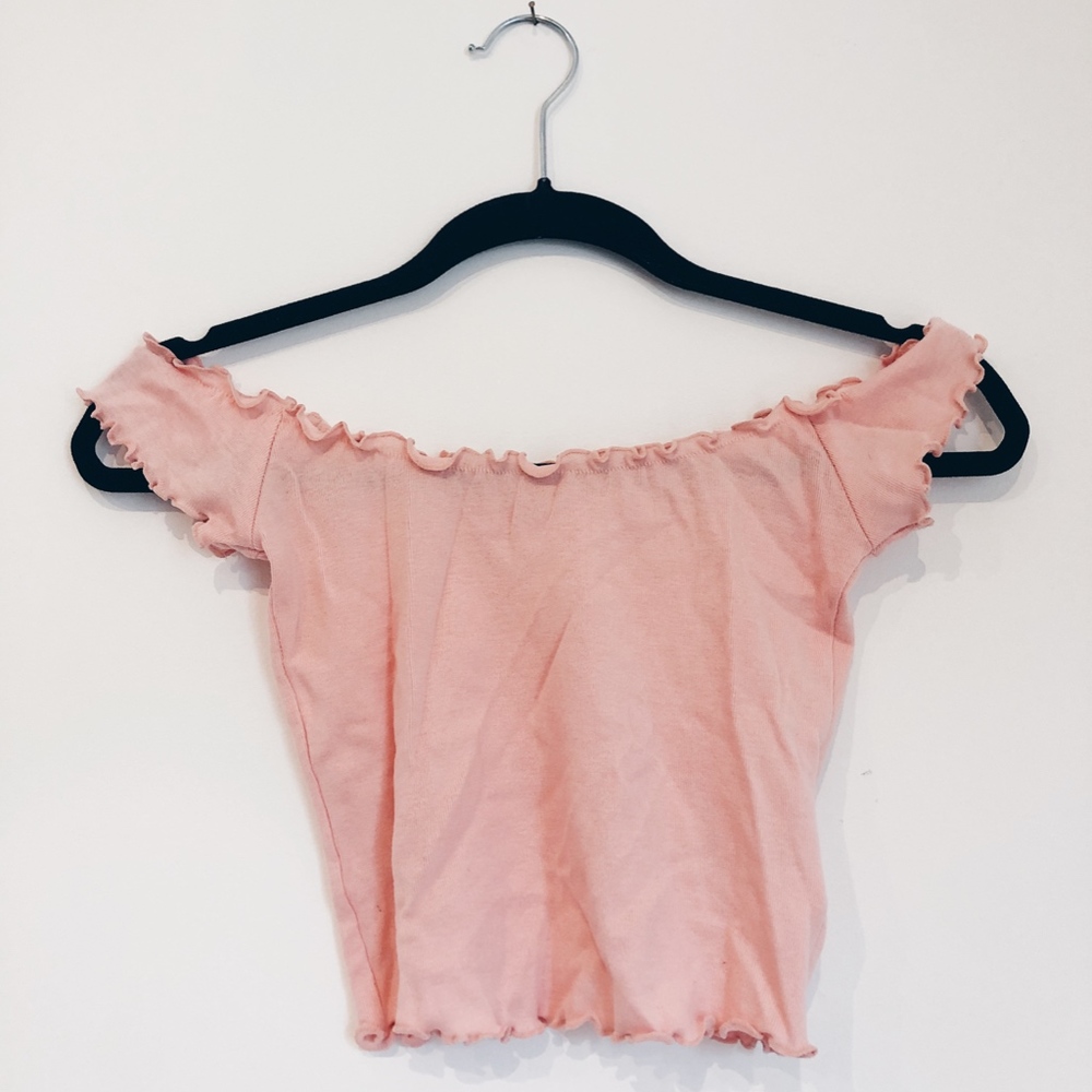 NWT URBAN OUTFITTERS Pink Off the Shoulder CropTop